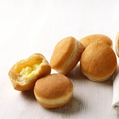 Mini Bomboloni With Cream