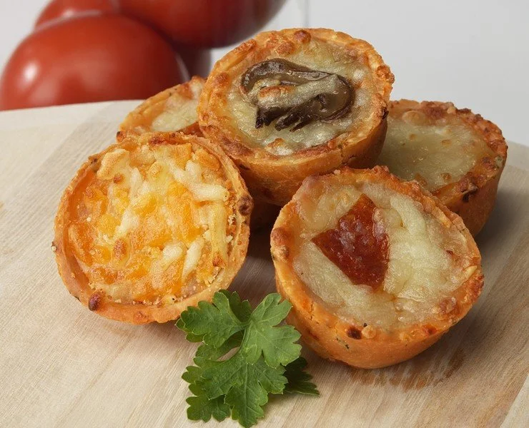 Mini Deep Dish Cheese Pizza